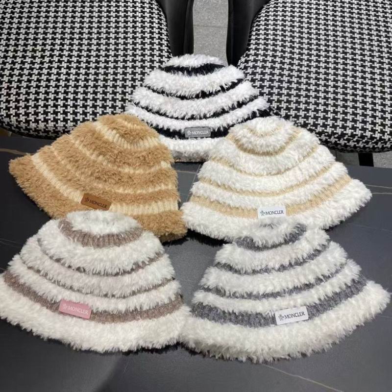 Moncler hat 122608